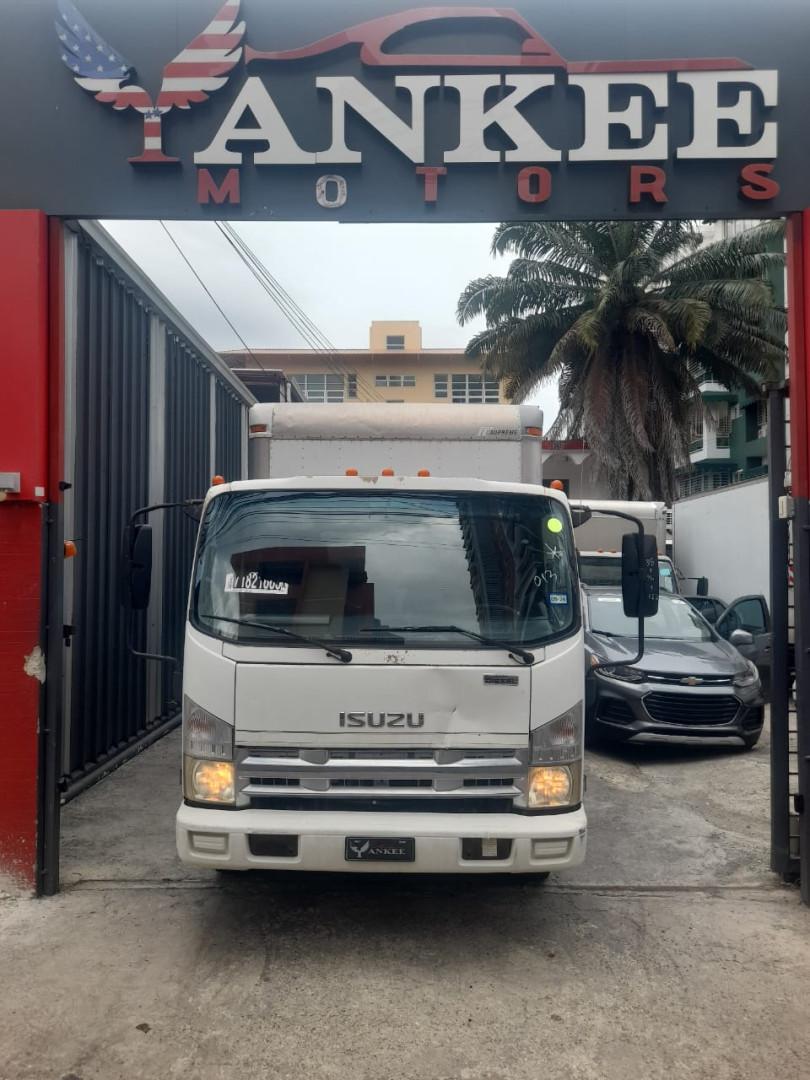 2012 Isuzu NPR