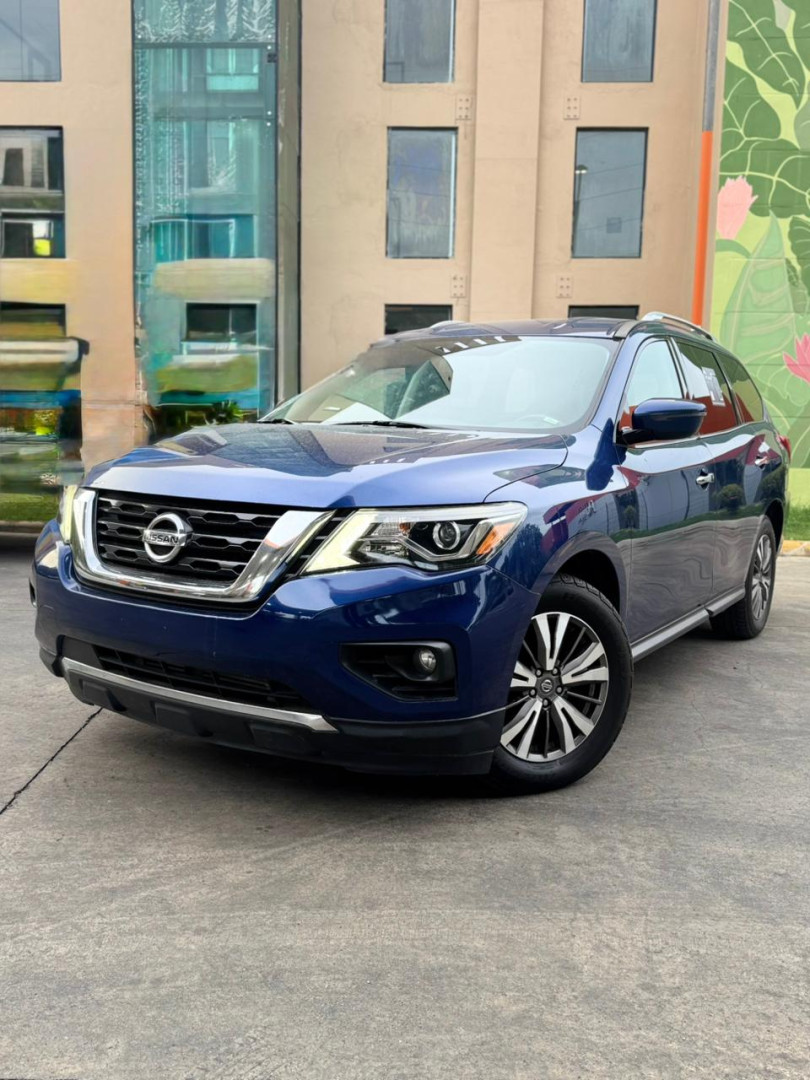 2016 Nissan Pathfinder SV