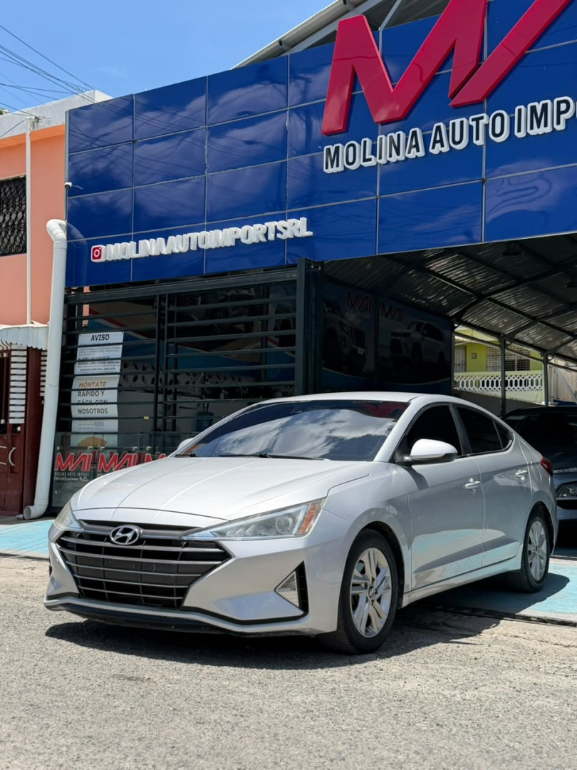 2019 Hyundai Elantra SE