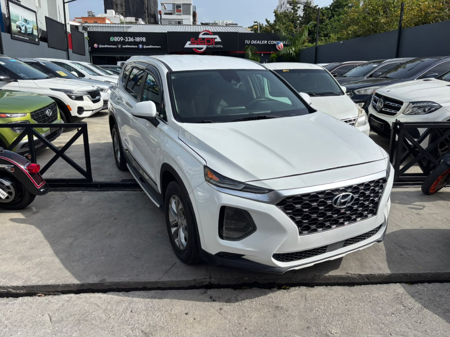 2020 Hyundai Santa Fe SE