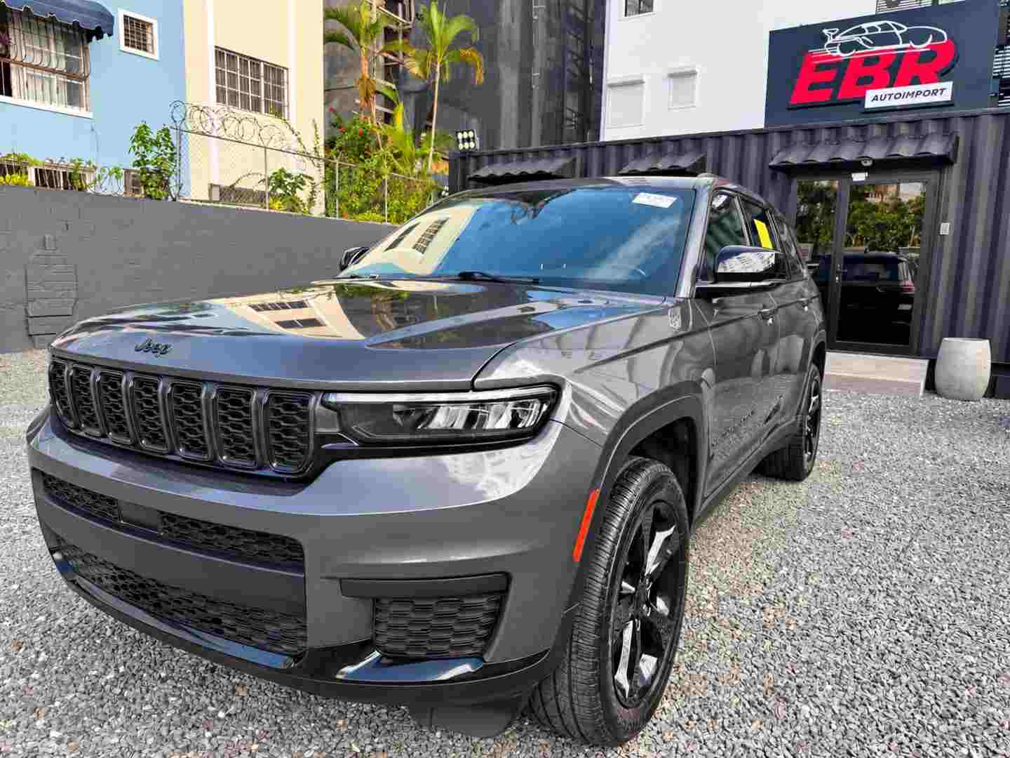 2022 Jeep Grand Cherokee Altitude