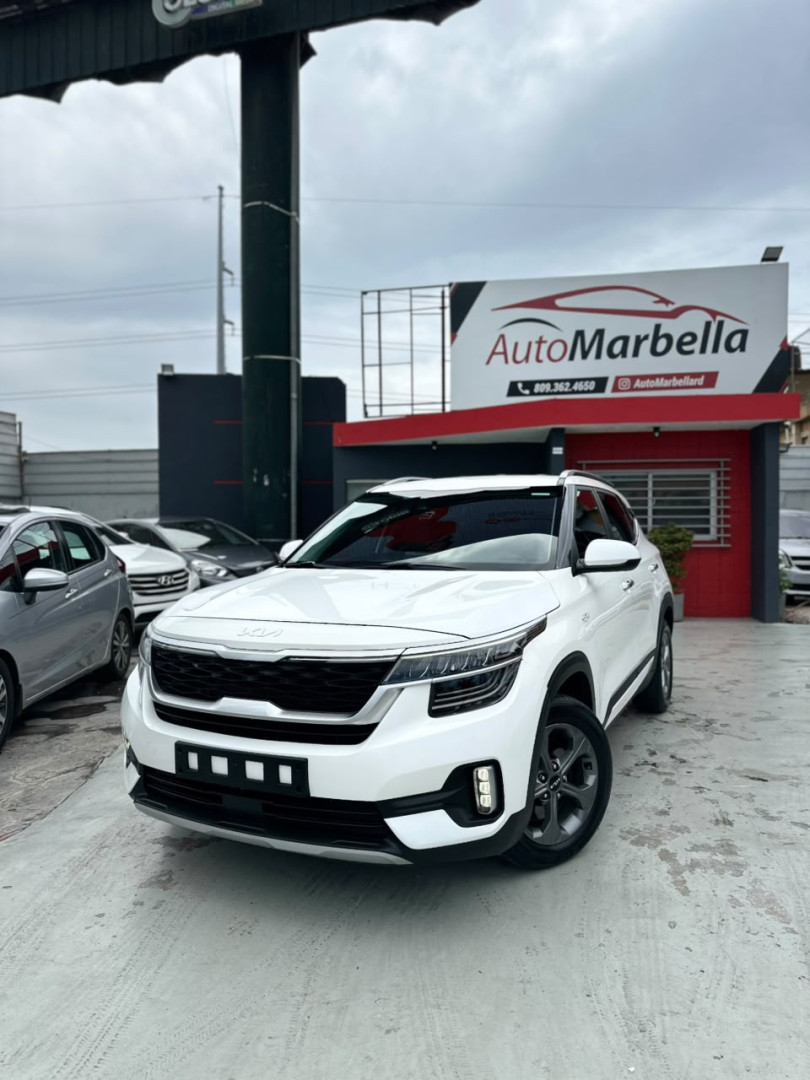 2023 Kia Seltos EX