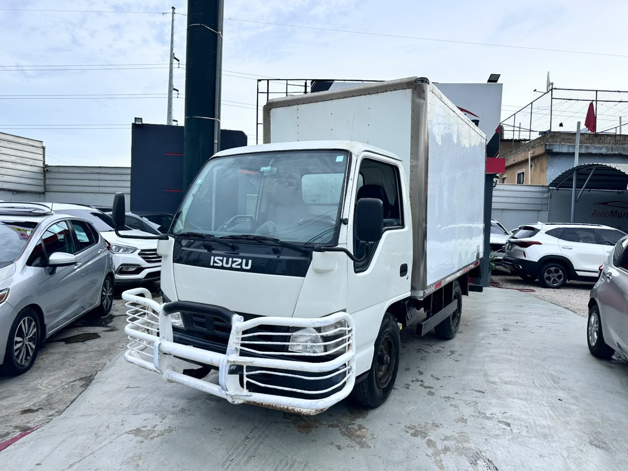2014 Isuzu Camion Furgon