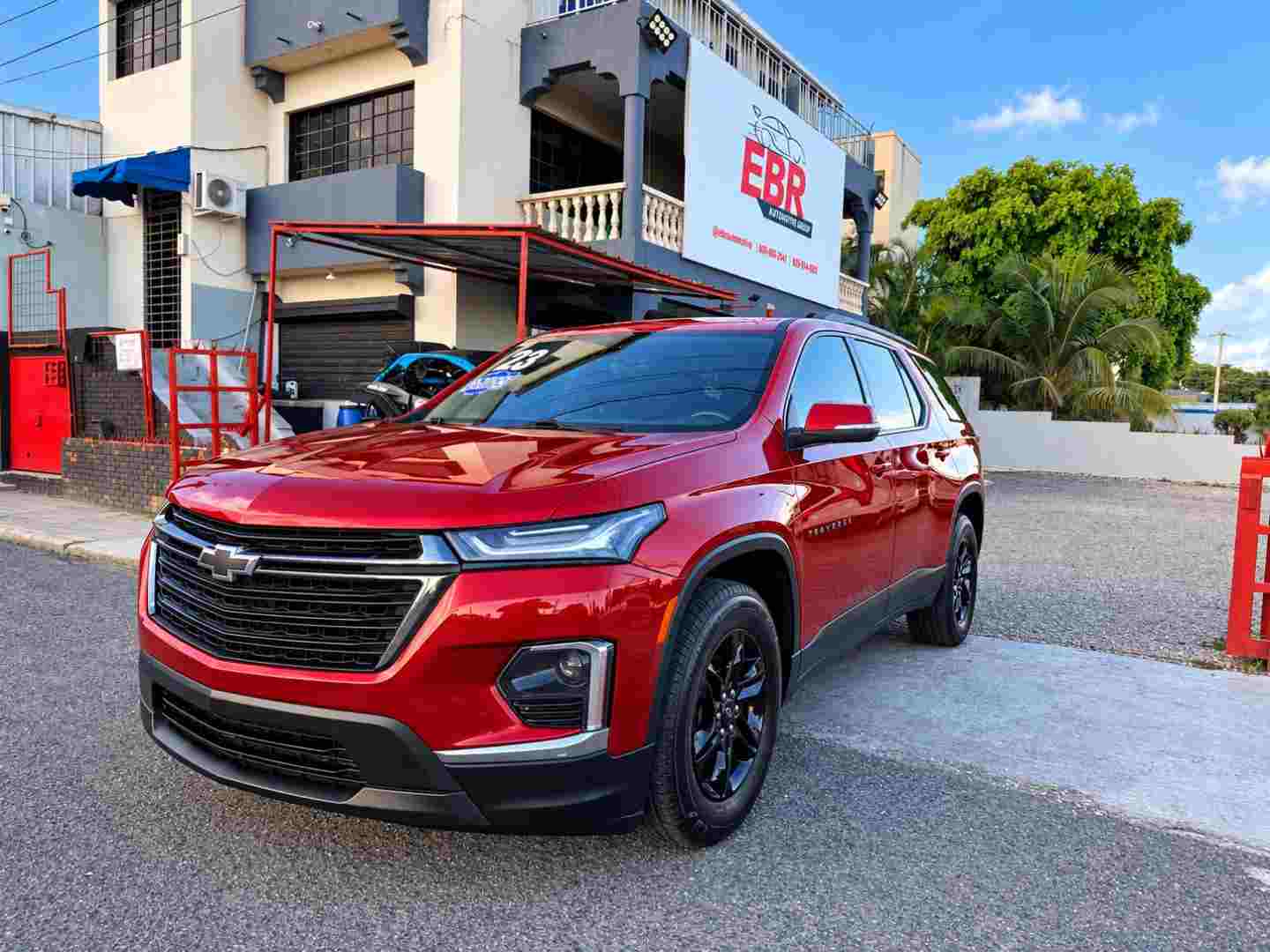 2023 Chevrolet Traverse LT