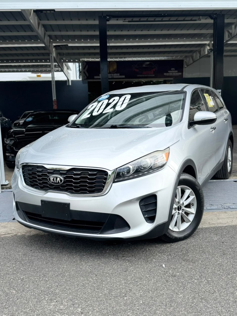 2020 Kia Sorento LX