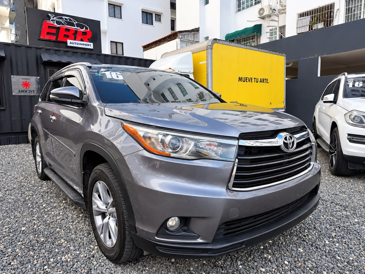 2016 Toyota Highlander LE Plus